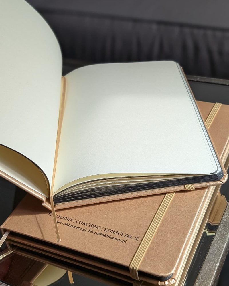 elegancki notes damski